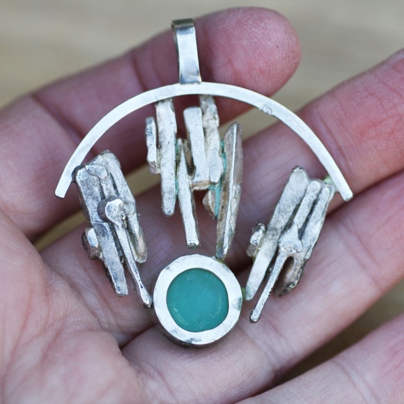 Handmade Large Natural Chrysoprase Pendant in Solid Sterling Silver - Picture 2 of 5